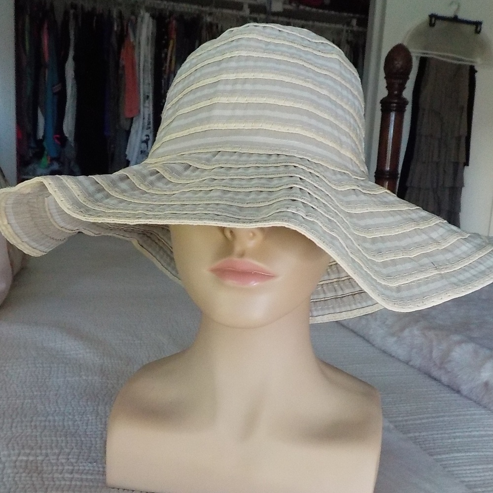 New Floppy Fabric Wide Brim Sun Hat
